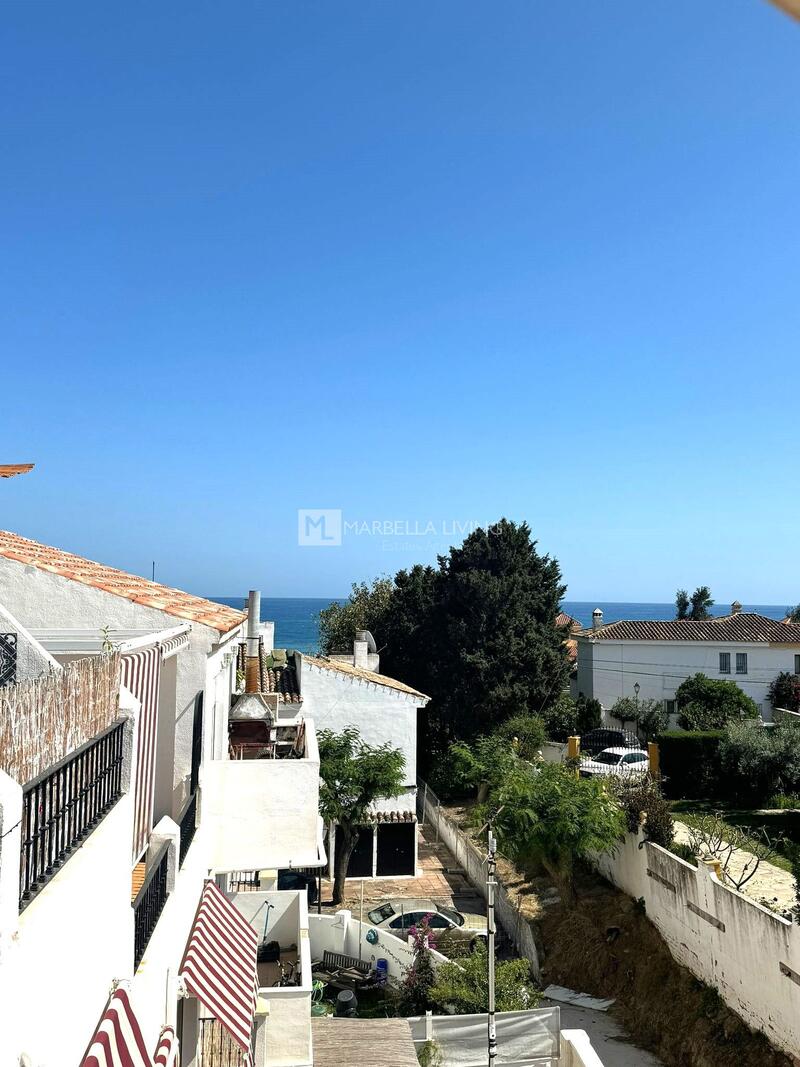 Duplex til salgs i Estepona, Málaga