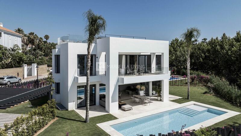 4 Cuarto Villa en venta