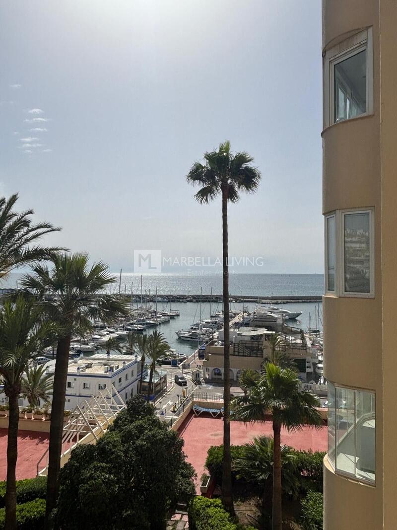 Appartement Te koop in Estepona, Málaga