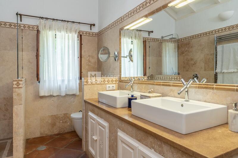 6 chambre Auberge à vendre