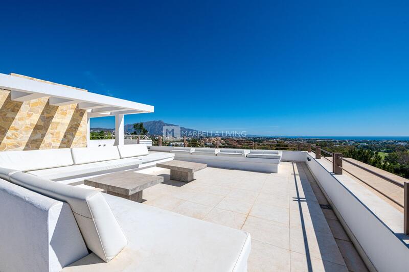 8 bedroom Villa for sale