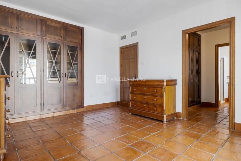 4 Schlafzimmer Stadthaus zu verkaufen