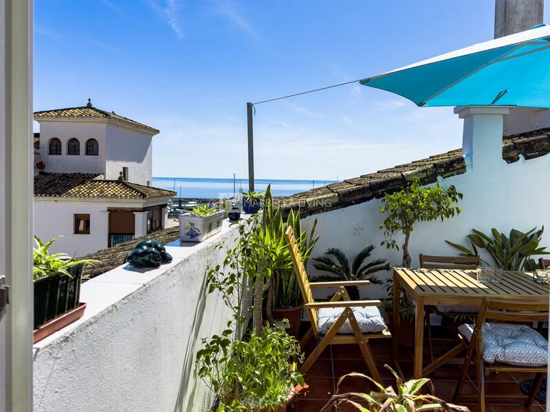 Duplex for sale in Manilva, Málaga