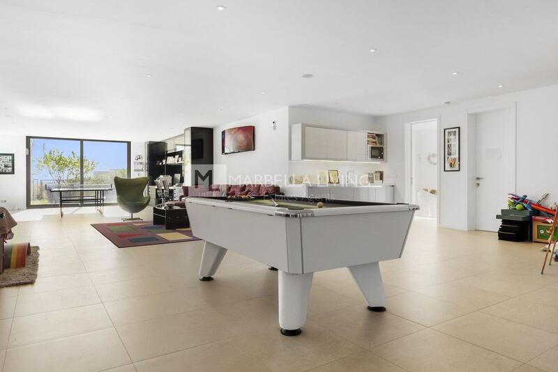7 bedroom Villa for sale