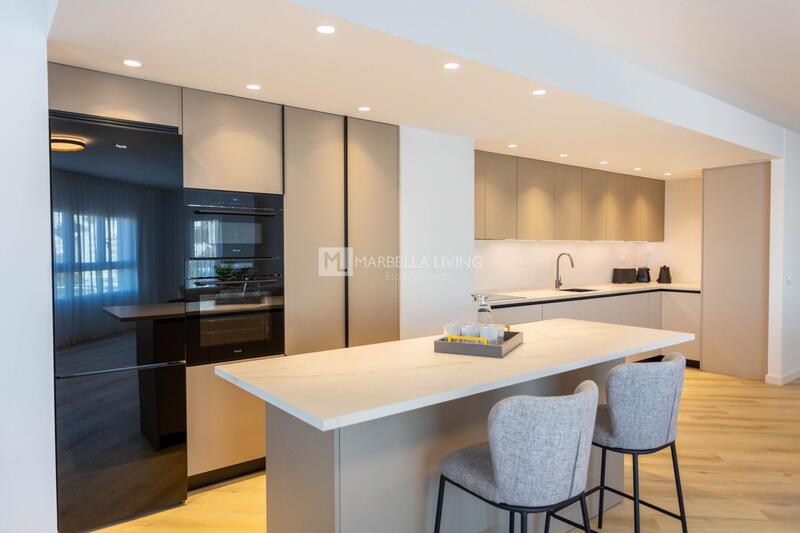 4 bedroom Apartment for sale