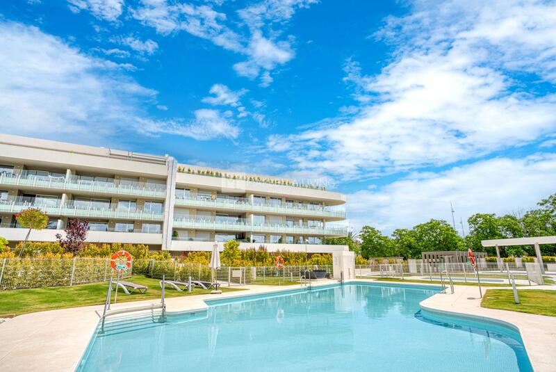 Apartamento en venta en San Pedro de Alcantara, Málaga