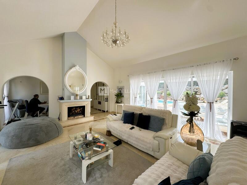 4 Schlafzimmer Villa zu verkaufen