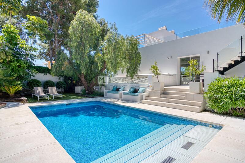 6 Cuarto Villa en venta