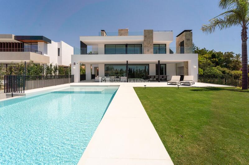 Villa till salu i Nueva Andalucia, Málaga