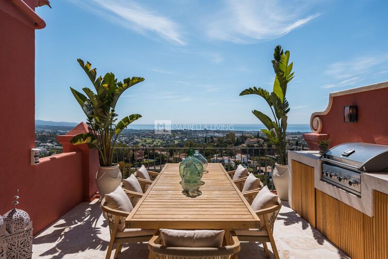 Duplex til salg i Benahavis, Málaga
