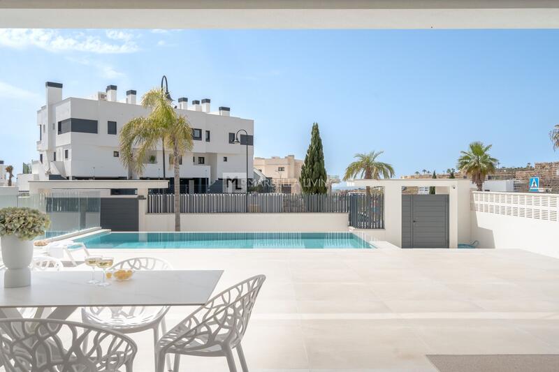 4 slaapkamer Villa Te koop