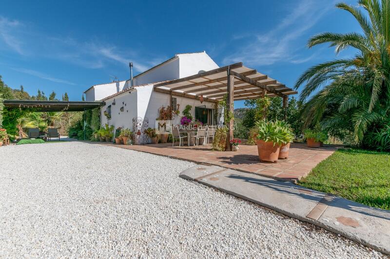 2 bedroom Country House for sale