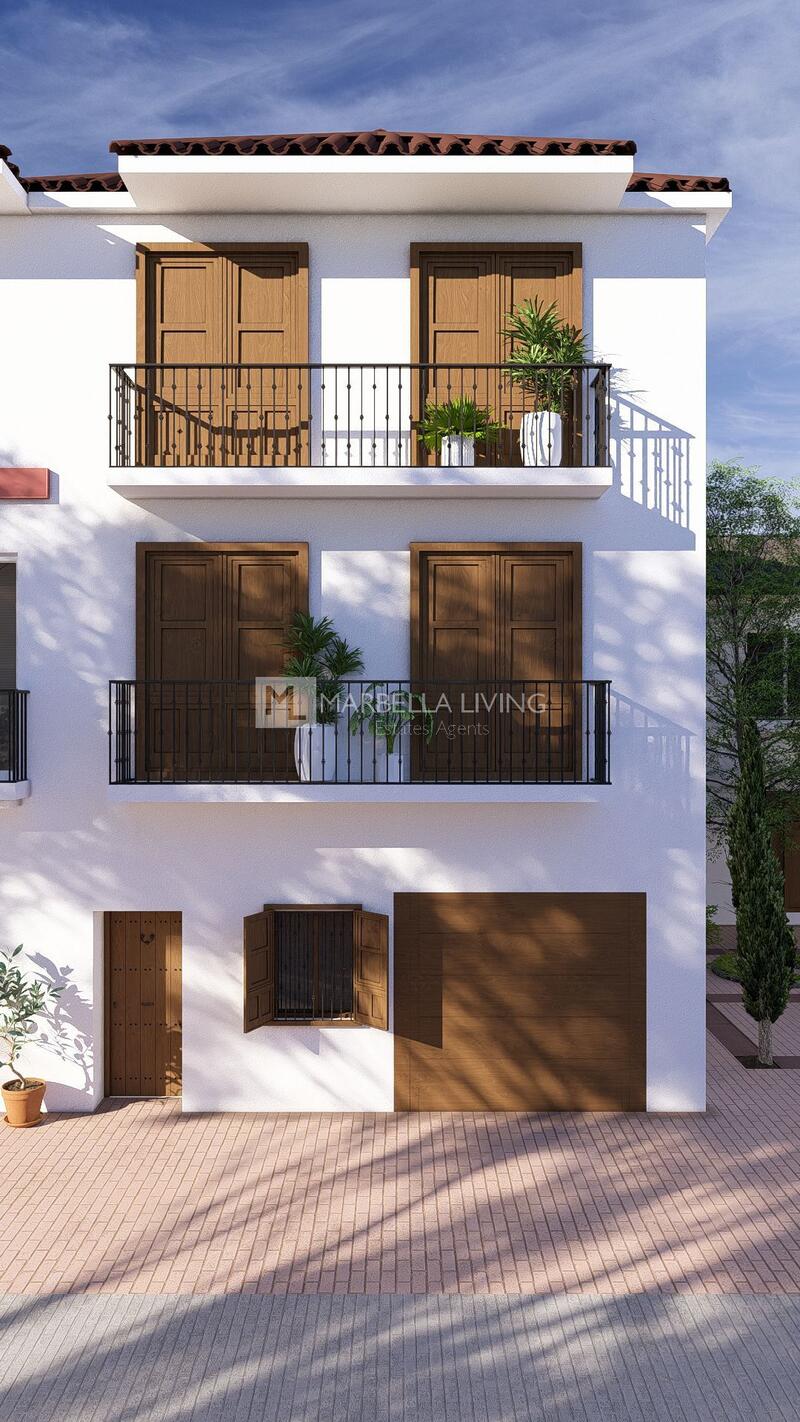 Townhouse for sale in Estepona, Málaga
