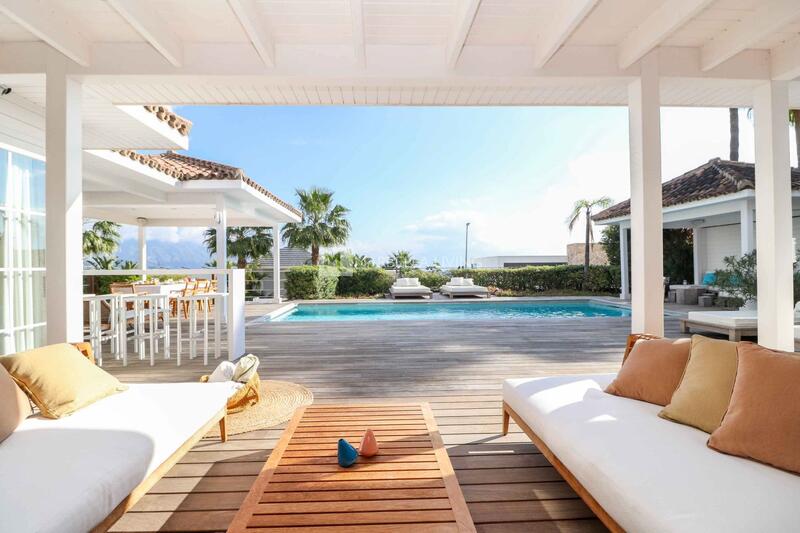 4 Cuarto Villa en venta