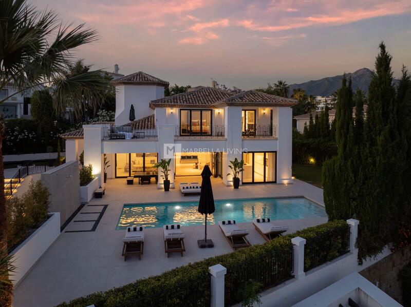 5 bedroom Villa for sale