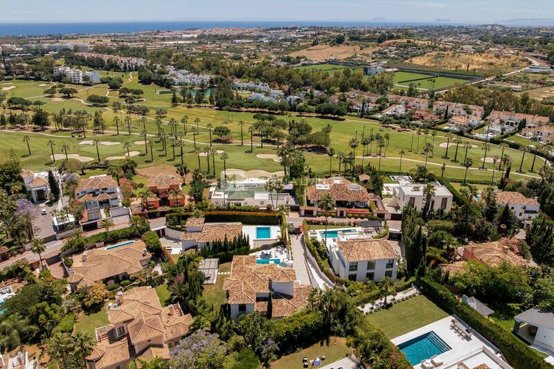 5 bedroom Villa for sale