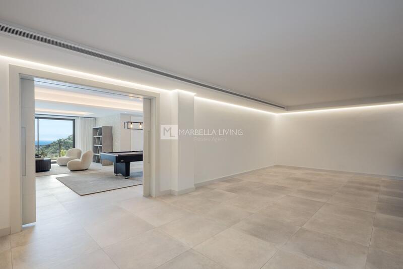5 bedroom Villa for sale
