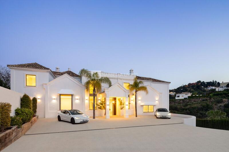5 bedroom Villa for sale