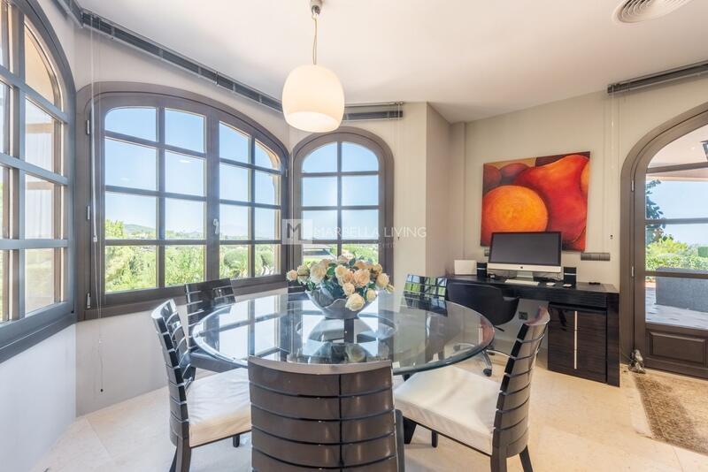 5 bedroom Villa for sale