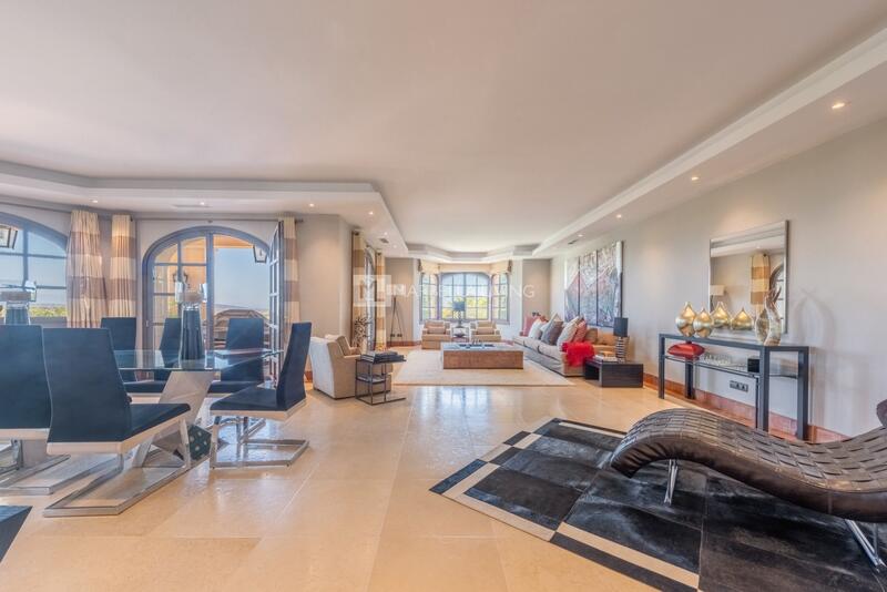 5 bedroom Villa for sale