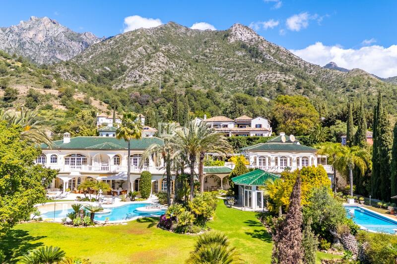 Villa for sale in Golden Mile, Málaga