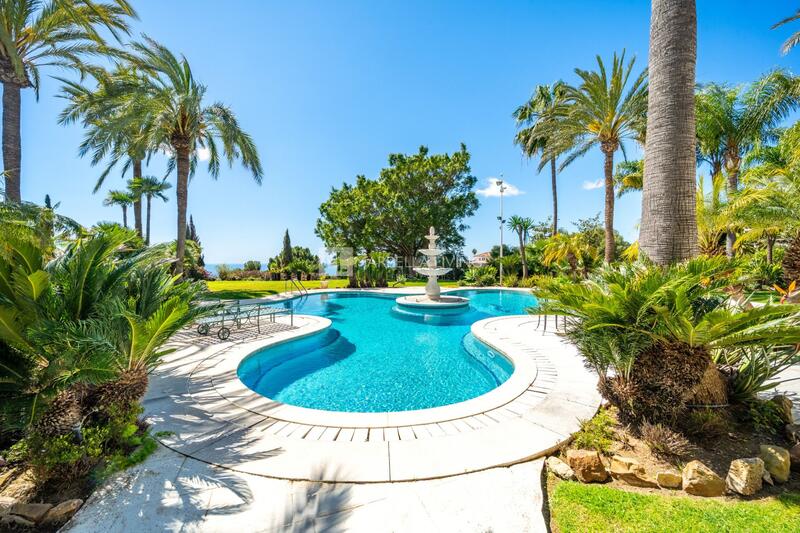 14 bedroom Villa for sale