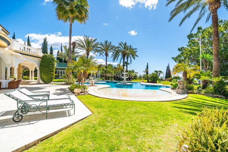 14 bedroom Villa for sale