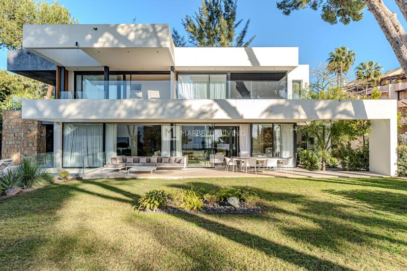 5 bedroom Villa for sale