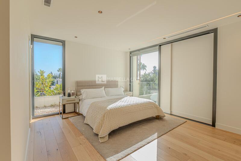 5 bedroom Villa for sale