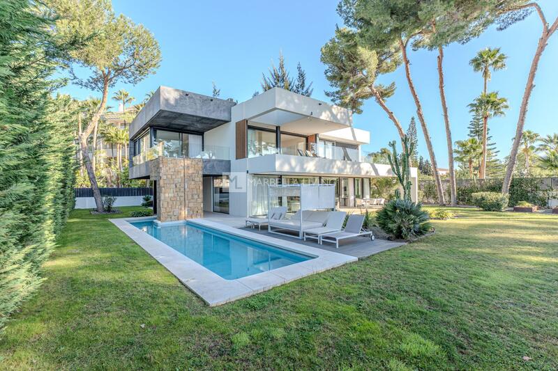 5 bedroom Villa for sale