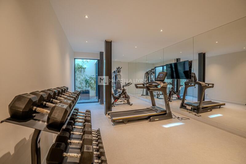 5 bedroom Villa for sale