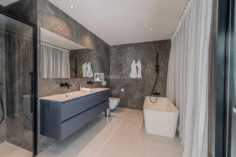5 bedroom Villa for sale
