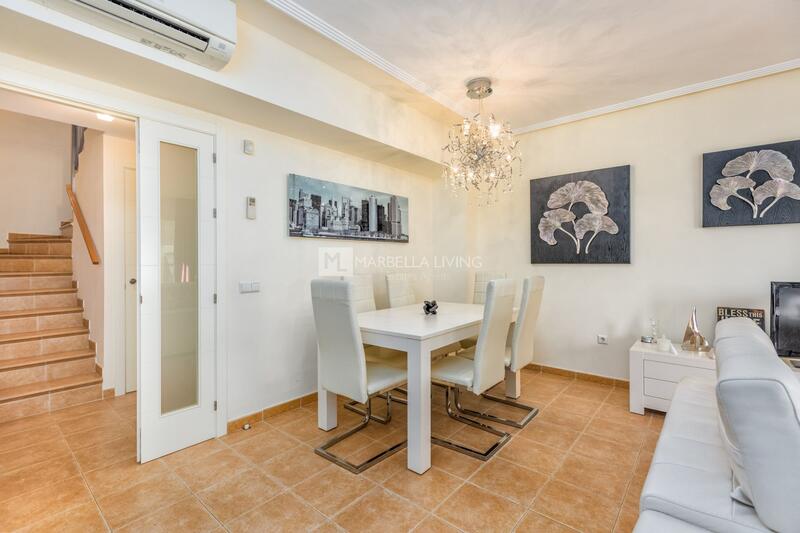 5 bedroom Country House for sale