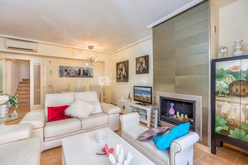 5 bedroom Country House for sale