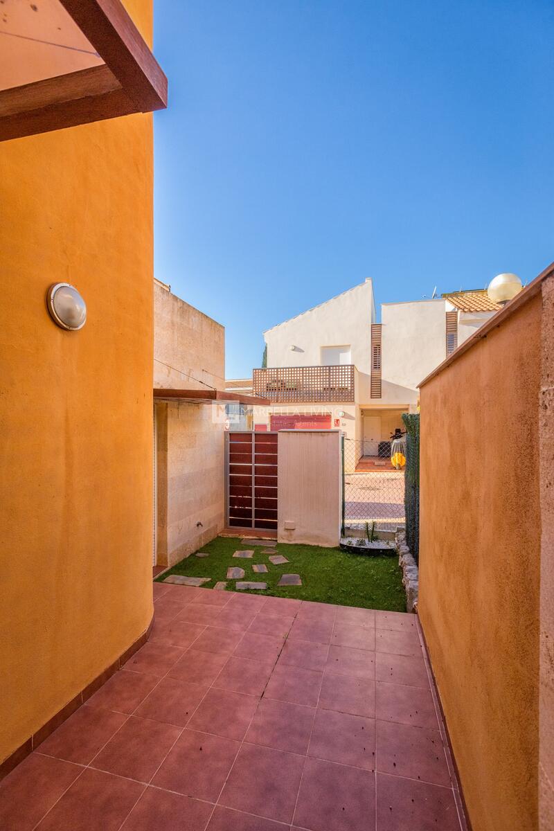 5 bedroom Country House for sale