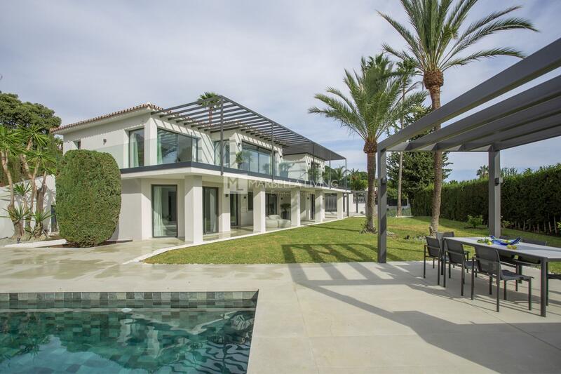 Villa for sale in Golden Mile, Málaga
