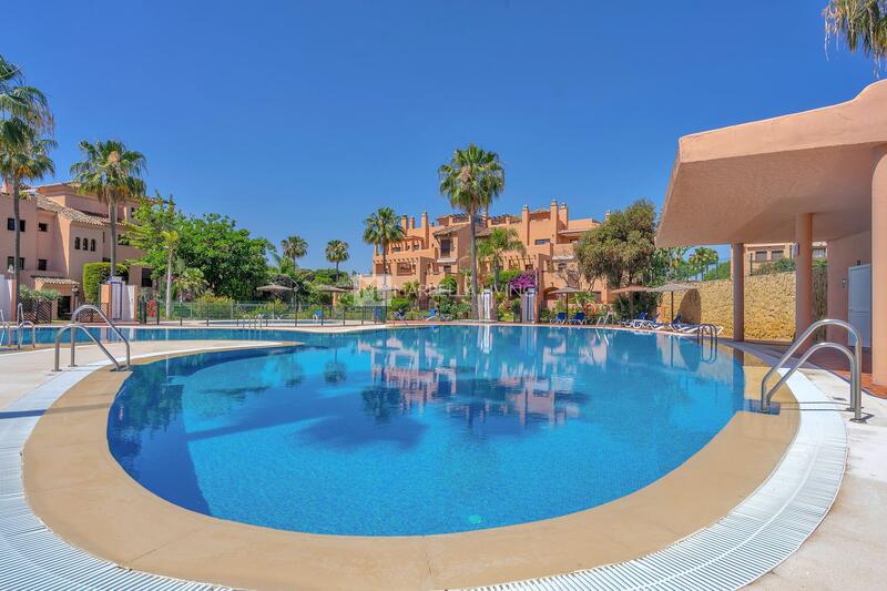 3 bedroom Apartment for Short Term Rent