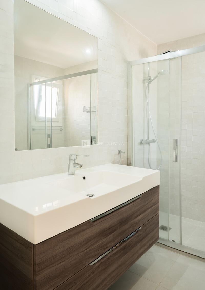 4 Cuarto Villa en venta