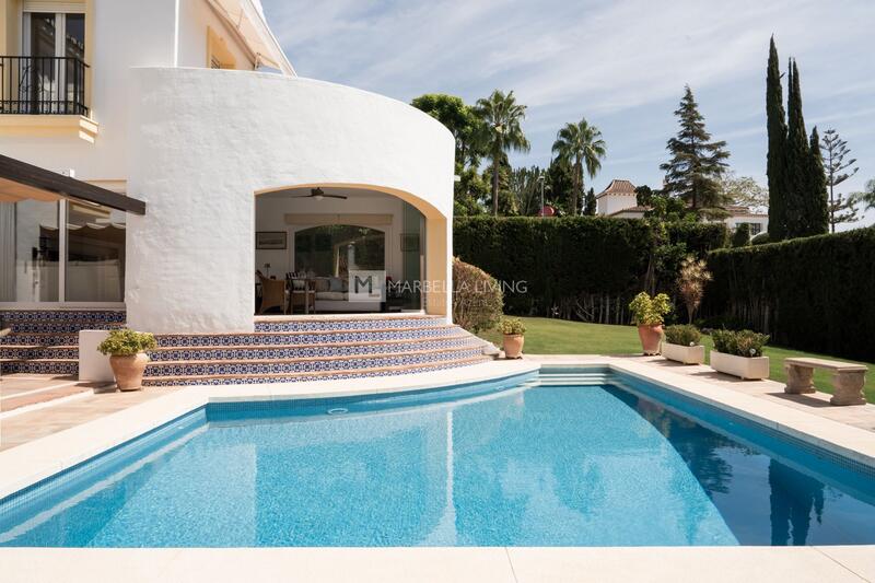 4 Cuarto Villa en venta