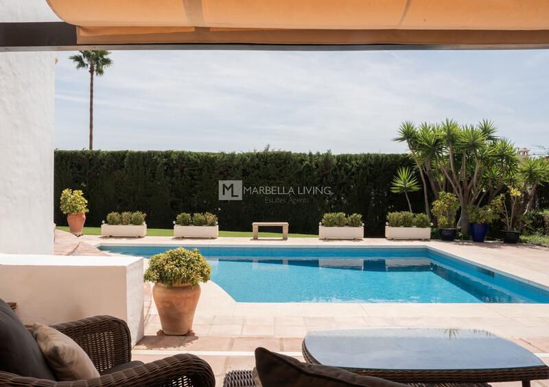 4 Cuarto Villa en venta