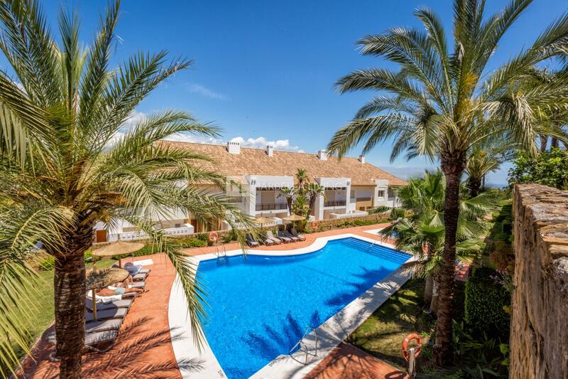 3 bedroom Townhouse for sale