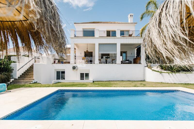 Villa till salu i Estepona, Málaga