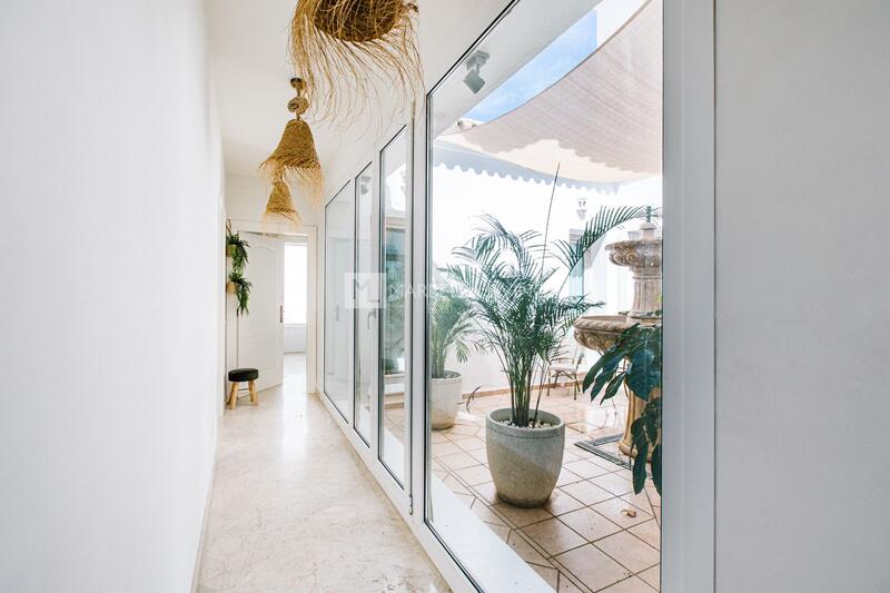 5 bedroom Villa for sale