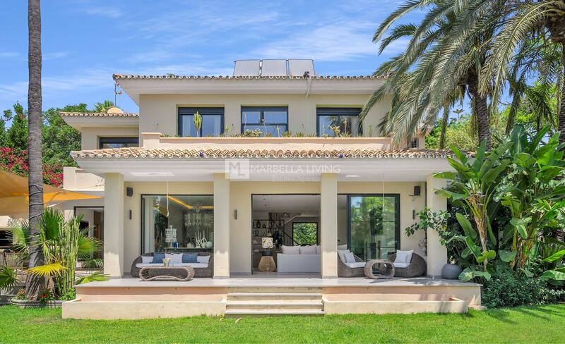 Villa for Short Term Rent in Marbella, Málaga