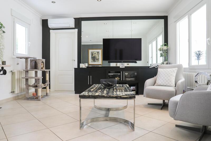 3 bedroom Villa for sale