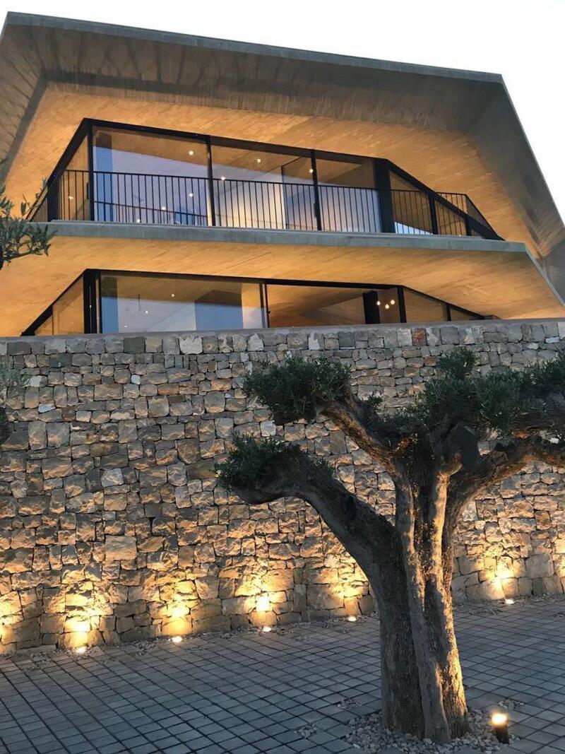 4 bedroom Villa for sale