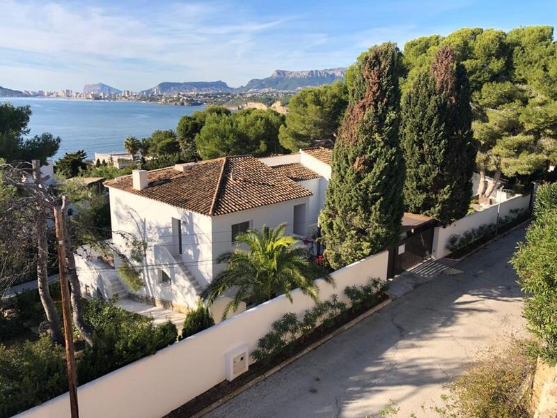 4 slaapkamer Villa Te koop