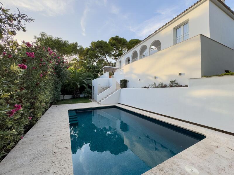 4 slaapkamer Villa Te koop
