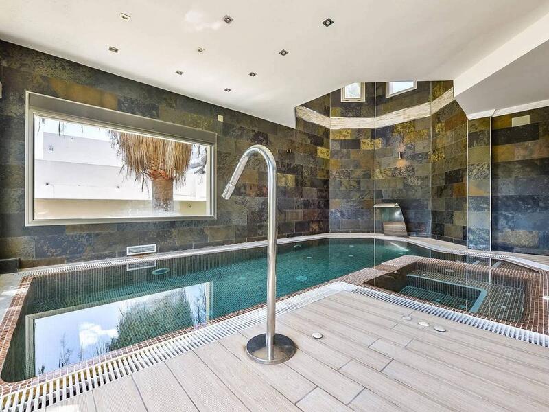 6 soverom Villa til salgs