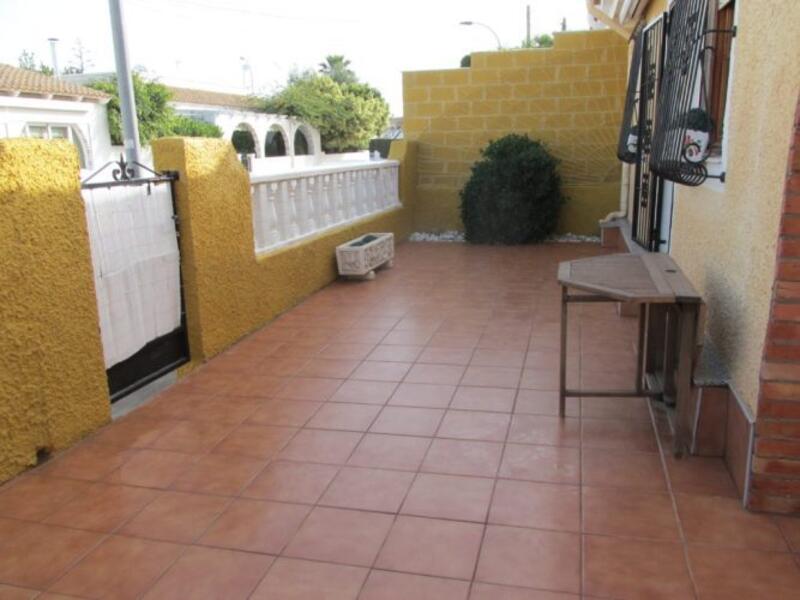 2 Cuarto Villa en venta